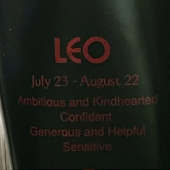 LEO Zodiac Lion Astrology Black Red Mug with Large Red Leo Design Like New - Picture 3 of 9